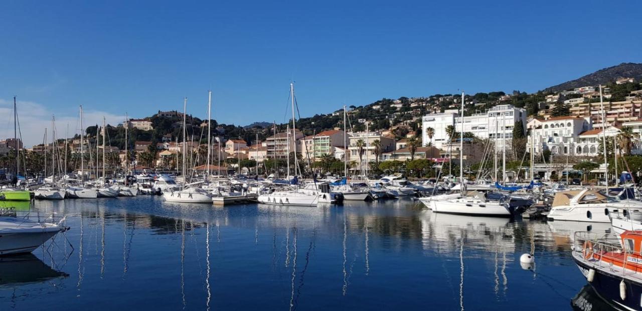 Avec Terrasse 2 Personnes * Le Lavandou
