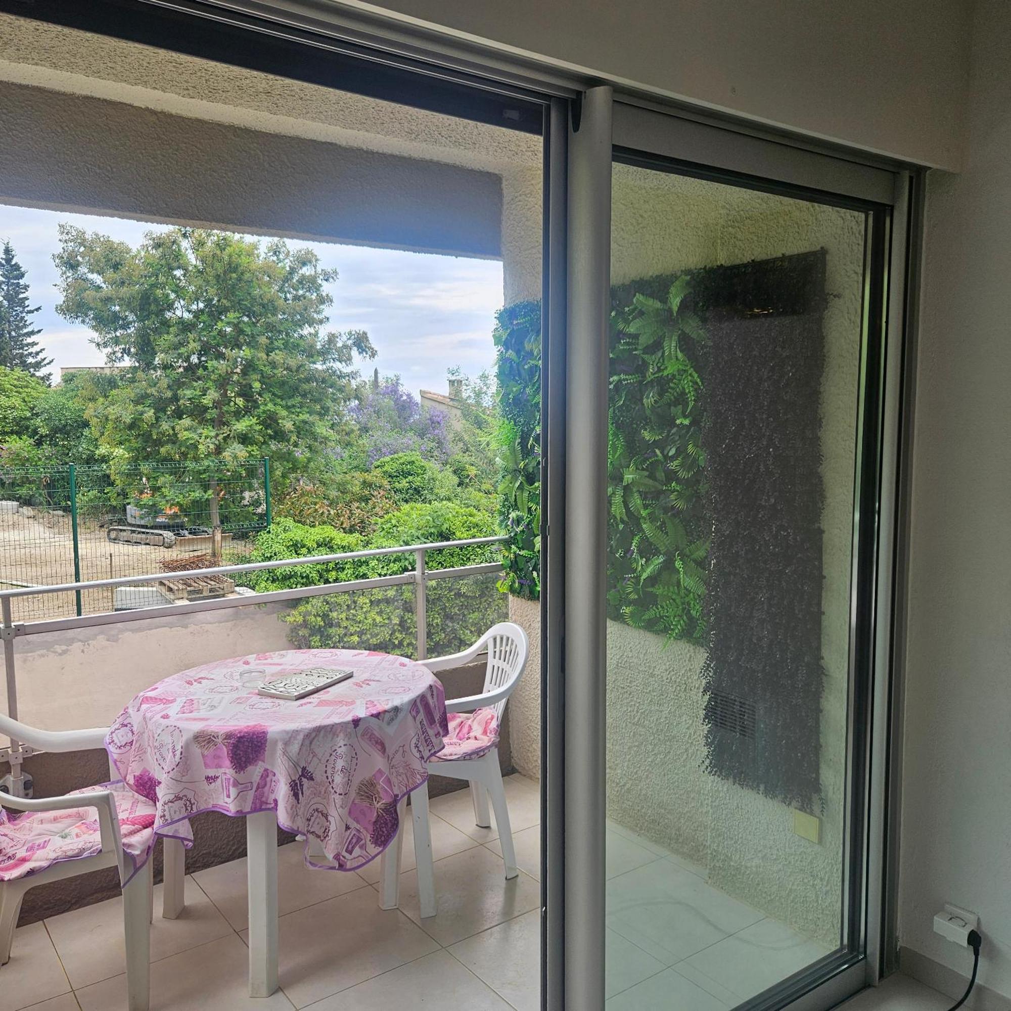 Apartment Avec Terrasse 2 Personnes
